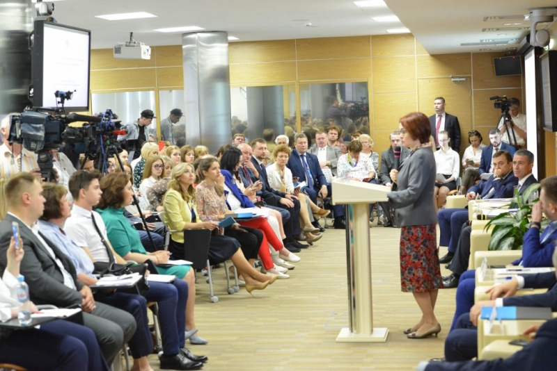 Роль волонтеров финансового просвещения обсудили на V Всероссийском конгрессе