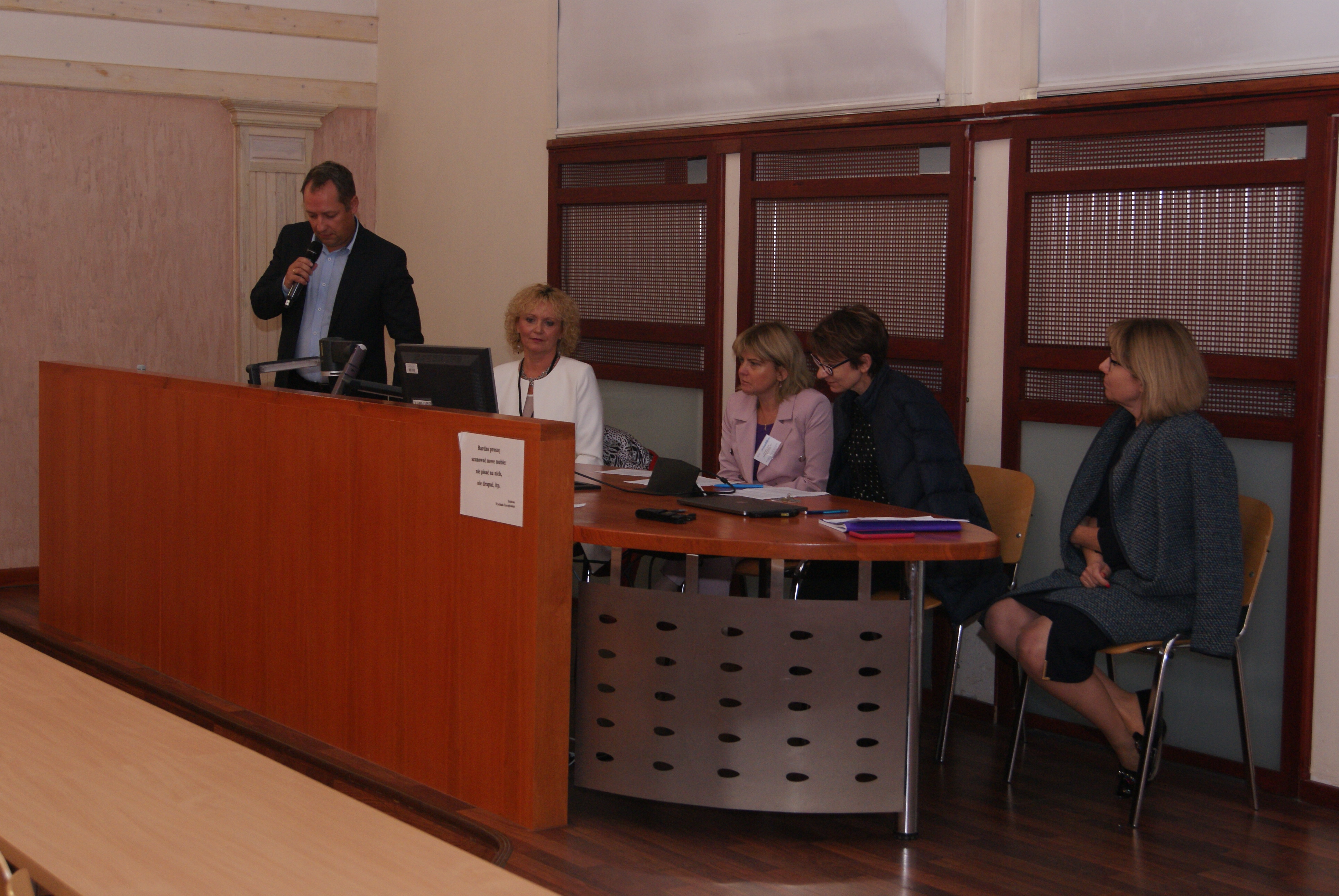 Региональный координатор ФСМЦ по Калининградской области Дмитрий Кашпаров выступил на конференции по финансовой грамотности в Польше